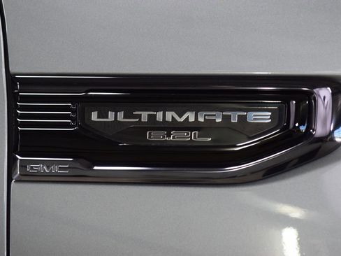 Used 2024 GMC Sierra 1500 Denali Ultimate image 16