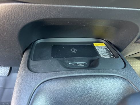 Used 2025 Toyota Corolla LE image 16