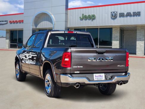 New 2026 RAM 1500 4x4 Crew Cab image 4