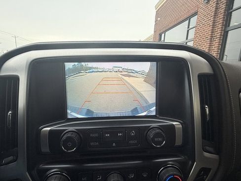 Used 2017 GMC Sierra 1500 SLT image 30