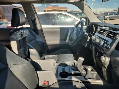 Used 2010 Toyota 4Runner SR5 image 11