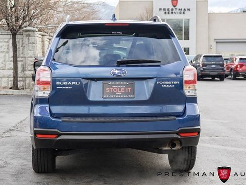 Used 2018 Subaru Forester 2.5i Premium image 16