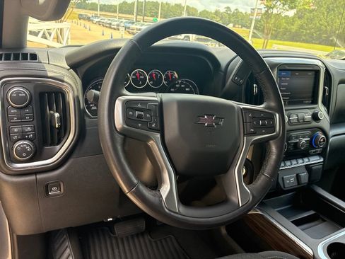 Used 2022 Chevrolet Silverado 1500 RST w/ LPO, Blackout Package AWD/4WD image 21