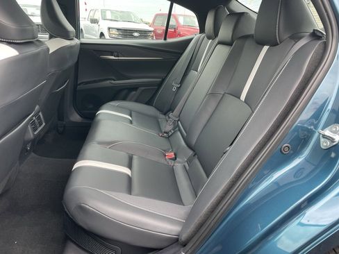 Used 2025 Toyota Camry SE image 8