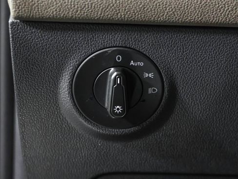 Certified 2024 Volkswagen Taos SEL image 26