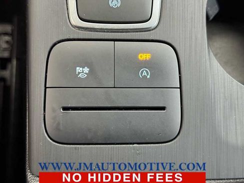 Used 2022 Ford Escape SE FWD image 30