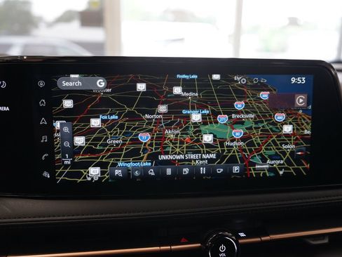 Used 2023 Nissan Ariya FWD image 8