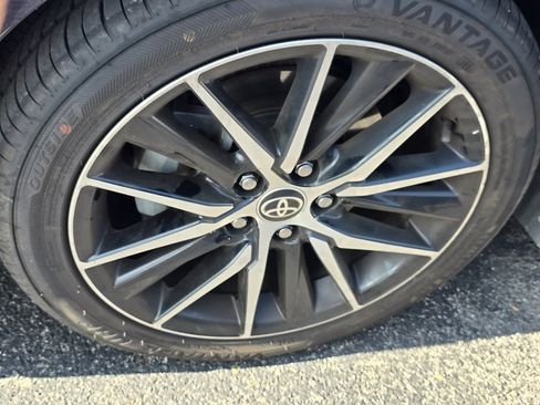 Used 2021 Toyota Camry SE w/ Cold Weather Package AWD/4WD image 21