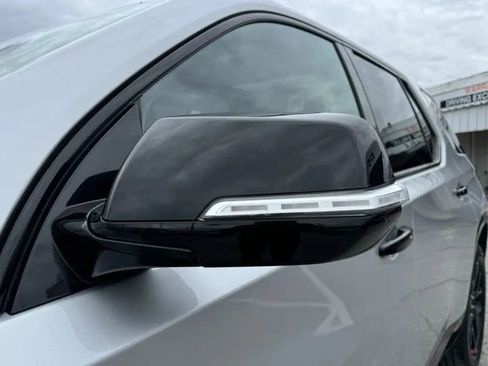 Used 2018 Chevrolet Traverse Premier w/ Redline Edition FWD image 10