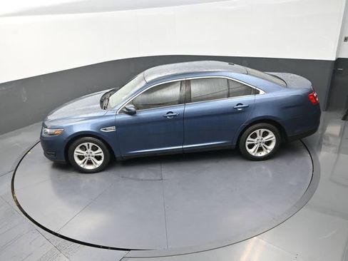 Used 2018 Ford Taurus SEL image 25