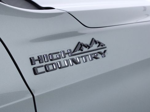 Used 2023 Chevrolet Tahoe High Country w/ Premium Package 2 image 10