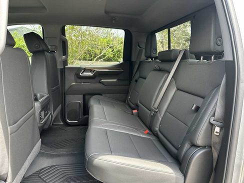 Certified 2026 Chevrolet Silverado 1500 LT Trail Boss w/ Convenience Package II AWD/4WD image 17