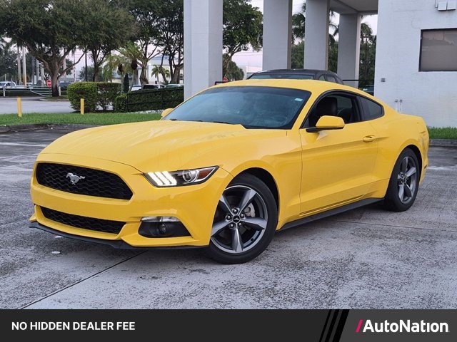Used 2017 Ford Mustang Coupe RWD image 1
