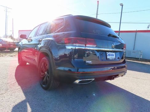 Used 2023 Volkswagen Atlas SE image 5