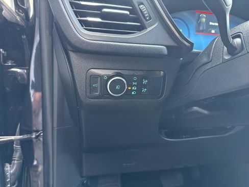 Certified 2024 Ford Escape Platinum AWD/4WD image 18
