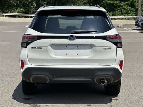Used 2025 Subaru Forester Sport image 4