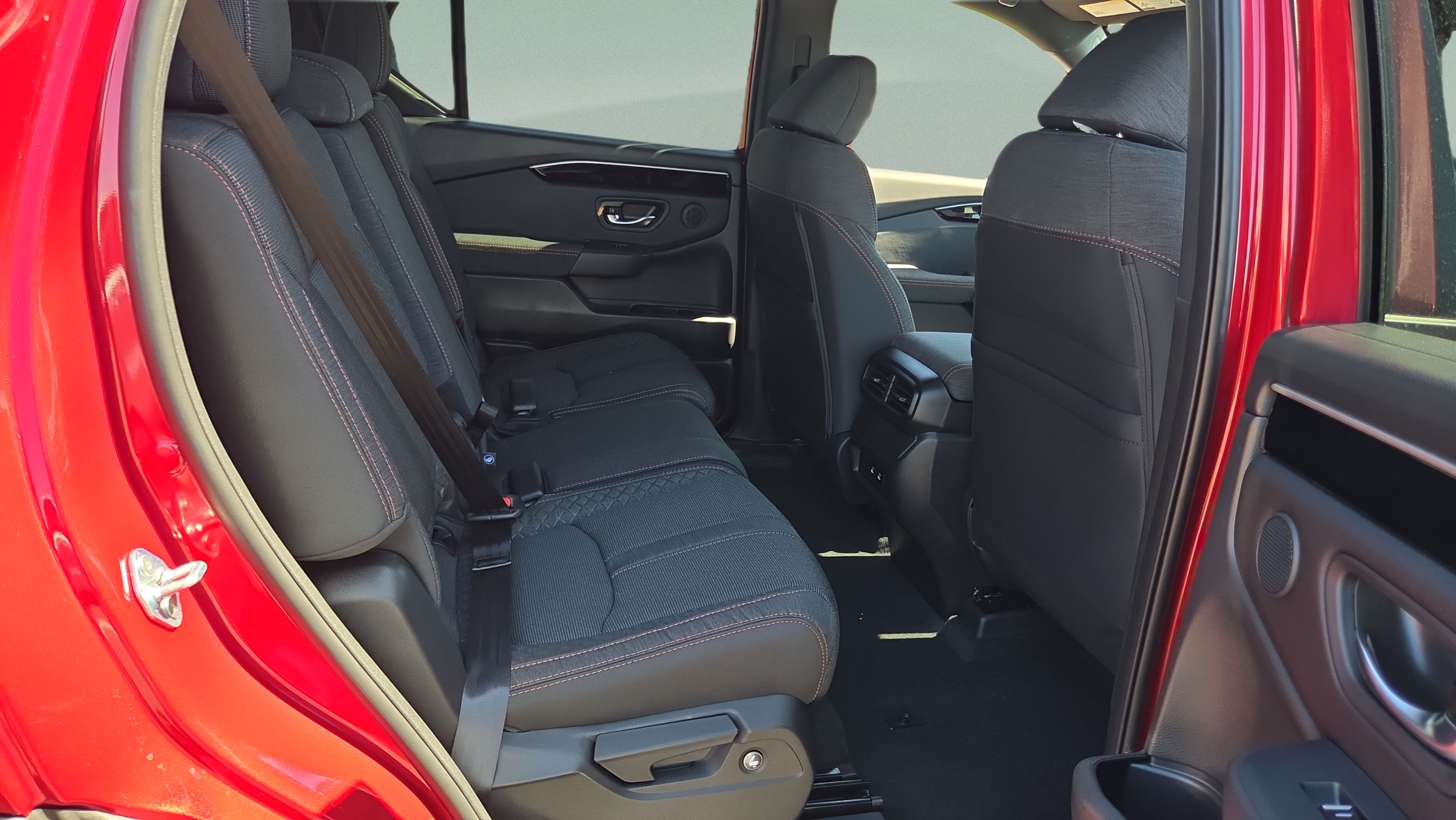 New 2026 Honda Pilot Sport image 13