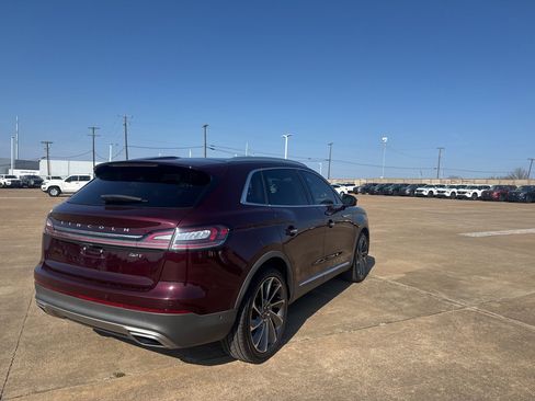 Used 2020 Lincoln Nautilus Reserve w/ Equipment Group 201A image 7