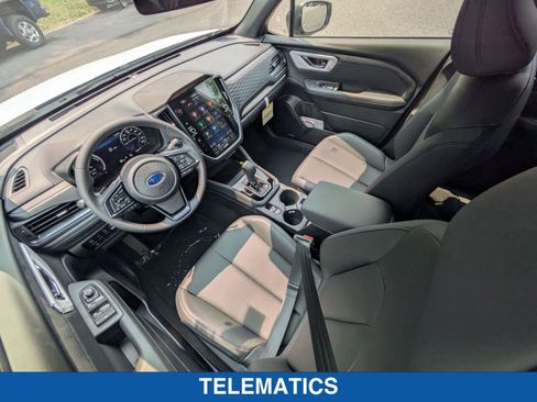 Used 2025 Subaru Forester Limited image 14