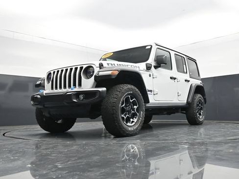 Used 2022 Jeep Wrangler Unlimited Rubicon 4xe w/ Cold Weather Group AWD/4WD image 57