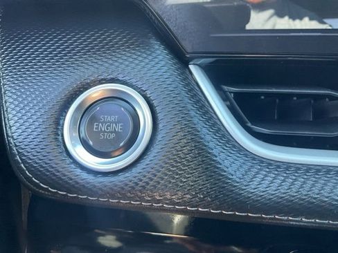 Used 2025 Chevrolet Equinox LT image 38