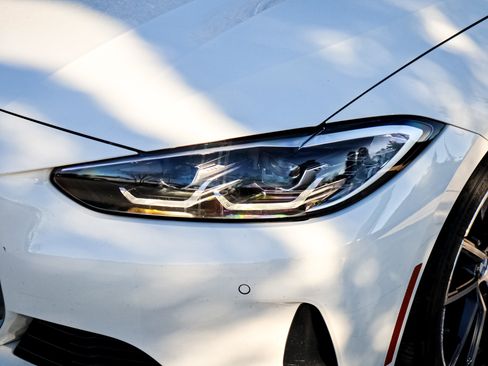 Used 2024 BMW 430i Convertible w/ Convenience Package image 6