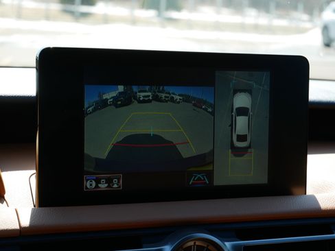 Used 2022 Lexus IS 300 AWD w/ Comfort Package image 28