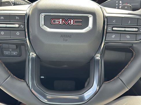 New 2026 GMC Yukon AT4 w/ AT4 Premium Plus Package AWD/4WD image 32