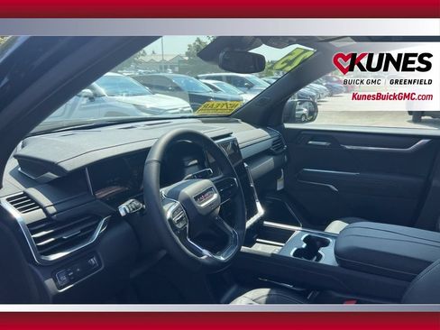 New 2025 GMC Acadia Elevation w/ Elevation Premium Package FWD image 20