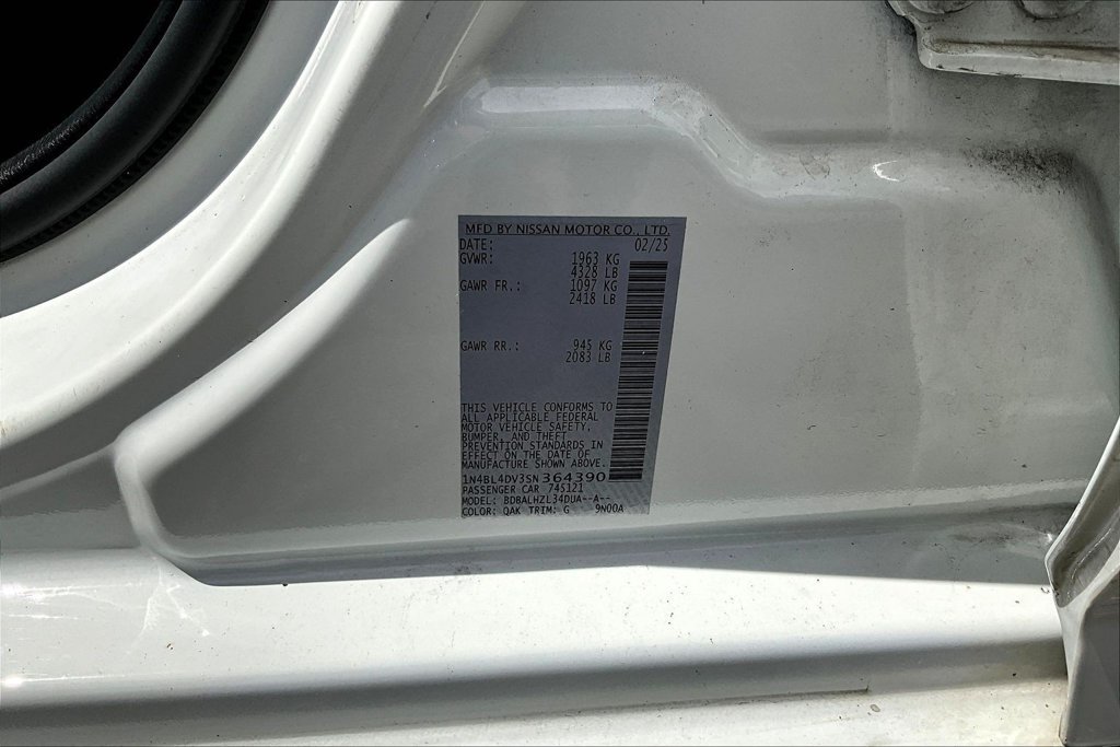 Used 2025 Nissan Altima 2.5 SV FWD image 20