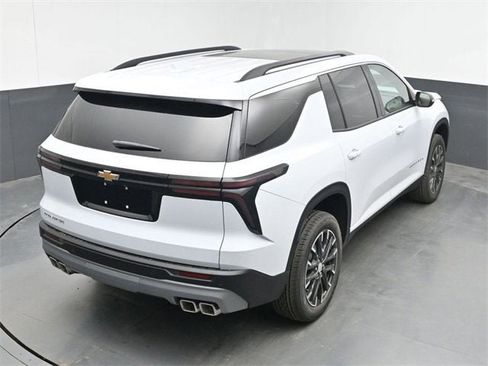 New 2026 Chevrolet Traverse LT image 44