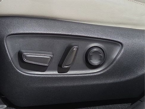 Certified 2022 Toyota RAV4 XLE Premium image 16