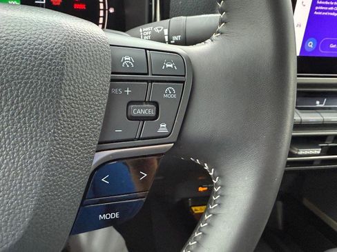 Certified 2025 Toyota Camry SE image 18