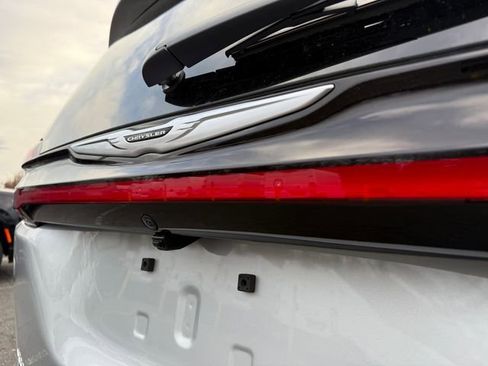 New 2026 Chrysler Pacifica Select image 7