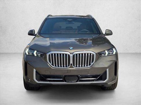 New 2026 BMW X5 xDrive40i w/ Premium Package AWD/4WD image 5