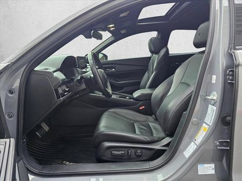 Used 2024 Honda Accord Sport image 19