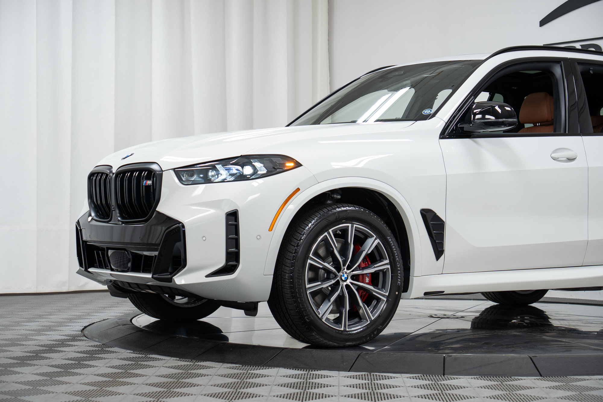 New 2026 BMW X5 M60i AWD/4WD image 24