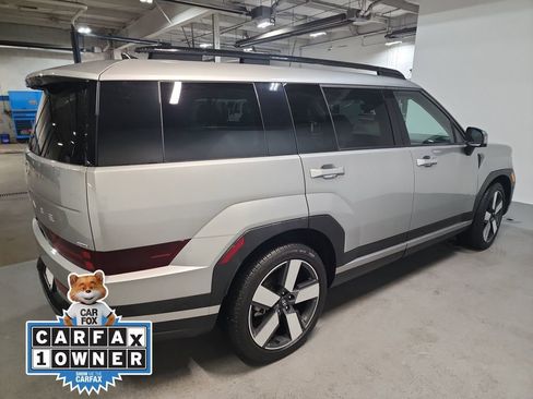 Used 2024 Hyundai Santa Fe Limited image 5