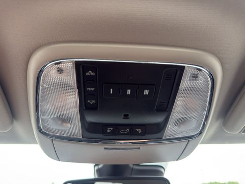 Used 2018 Dodge Durango GT w/ Technology Group AWD/4WD image 24