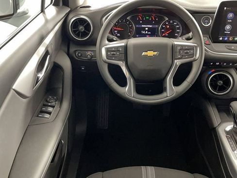 New 2025 Chevrolet Blazer LT w/ LPO, Black Sport Package image 15
