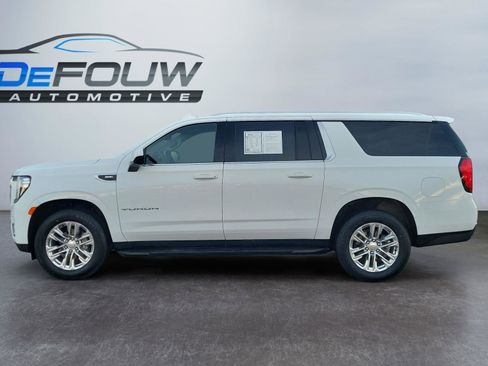Used 2024 GMC Yukon XL SLE image 6