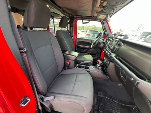 Used 2019 Jeep Wrangler Unlimited Sport S image 25