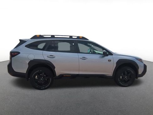 Used 2025 Subaru Outback Wilderness image 7