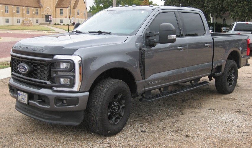 Used 2024 Ford F250 XLT w/ XLT Premium Package AWD/4WD image 1