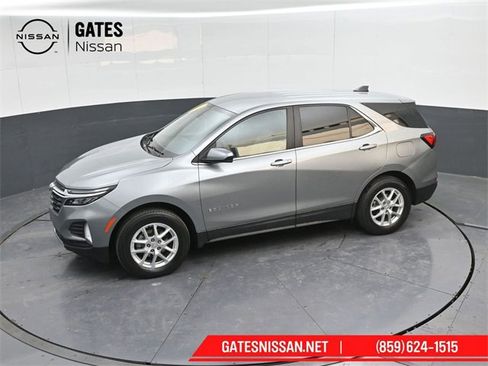 Used 2023 Chevrolet Equinox LT w/ Driver Convenience Package image 44