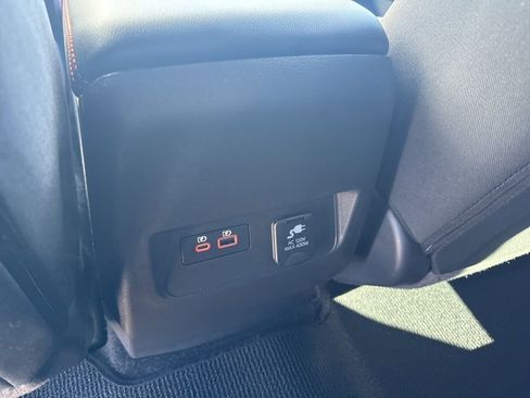 Used 2025 Nissan Frontier Pro-X w/ Pro Convenience Package image 11