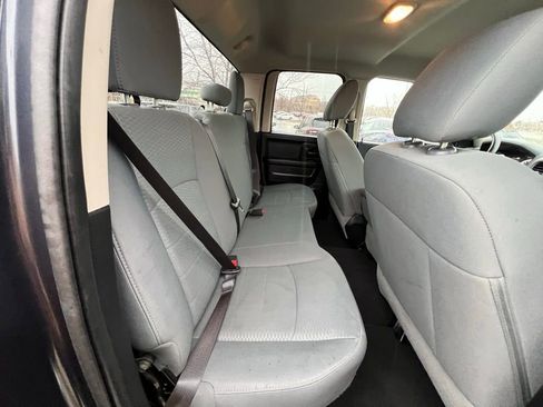 Used 2015 RAM 1500 Express image 22