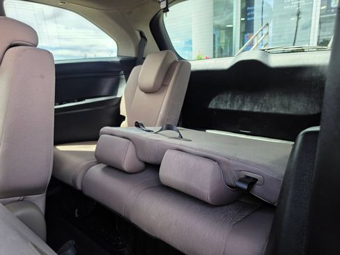 Used 2019 Honda Odyssey EX image 12