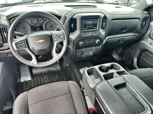 Used 2022 Chevrolet Silverado 2500 Custom w/ Custom Value Package AWD/4WD image 20