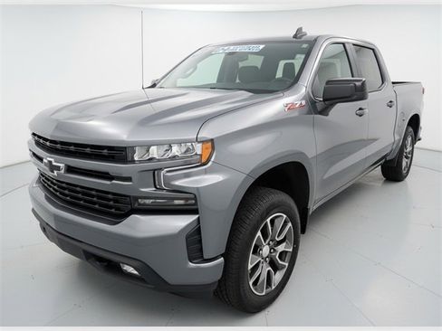 Used 2021 Chevrolet Silverado 1500 RST image 1